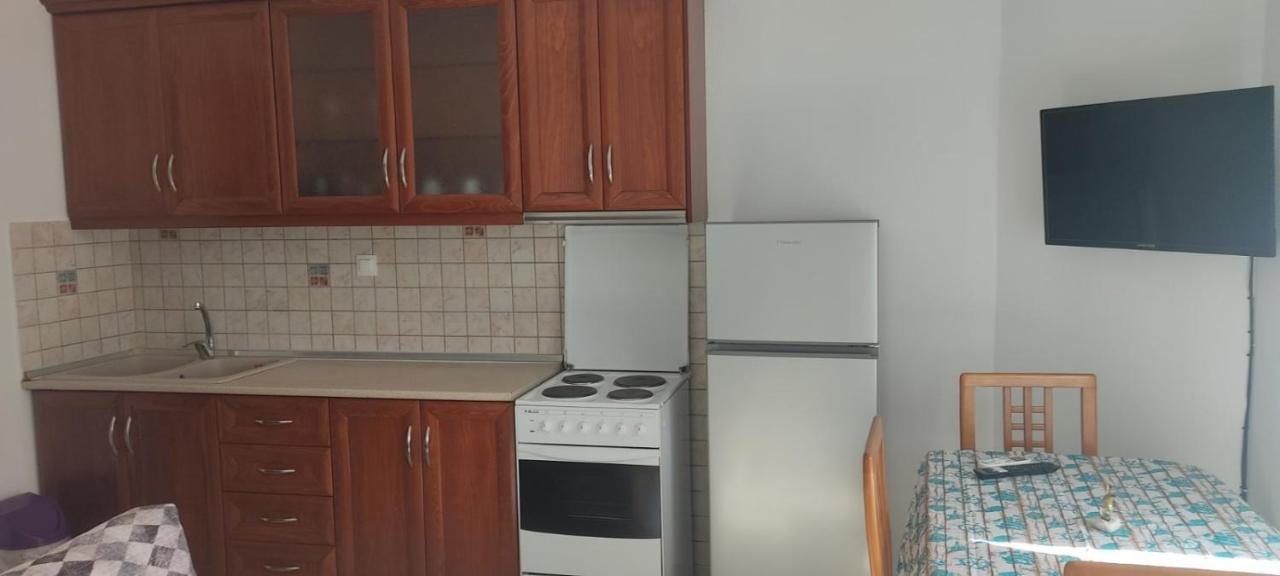 My Home Apartments 2 리메나스 외부 사진
